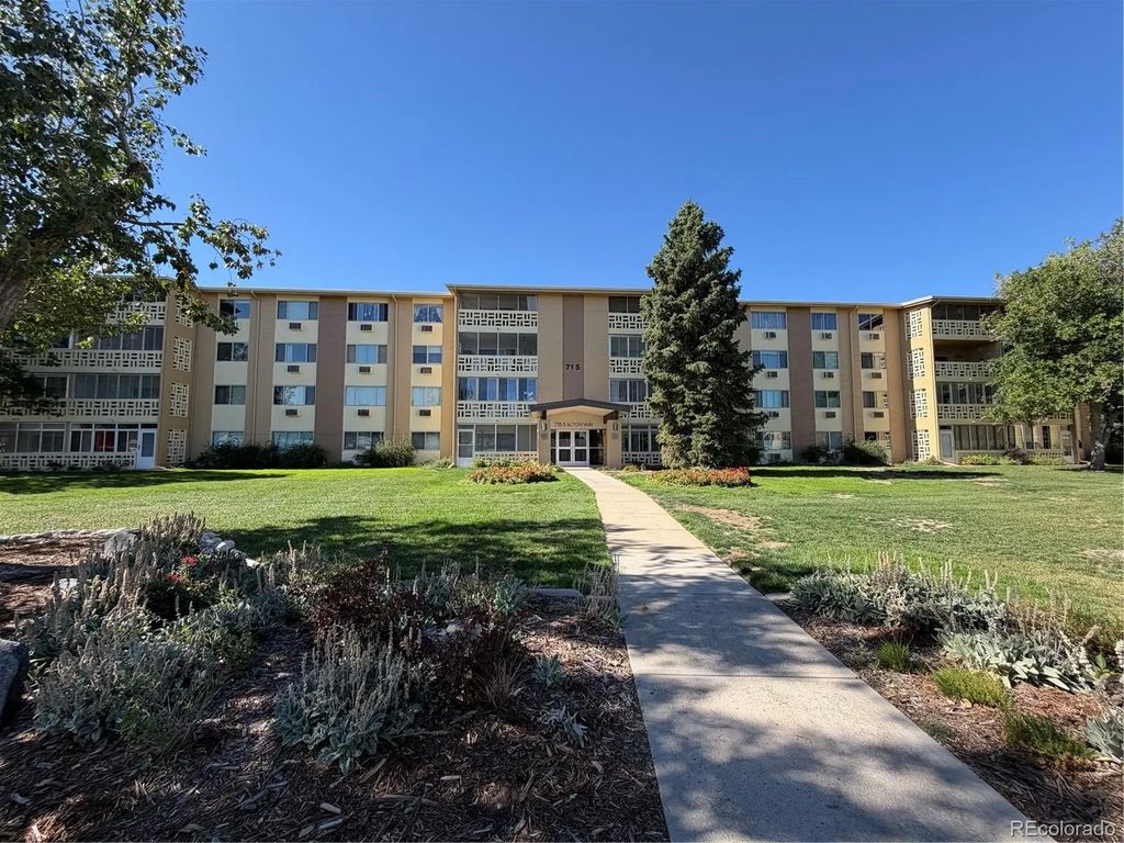 715 S Alton Way 4d, Denver