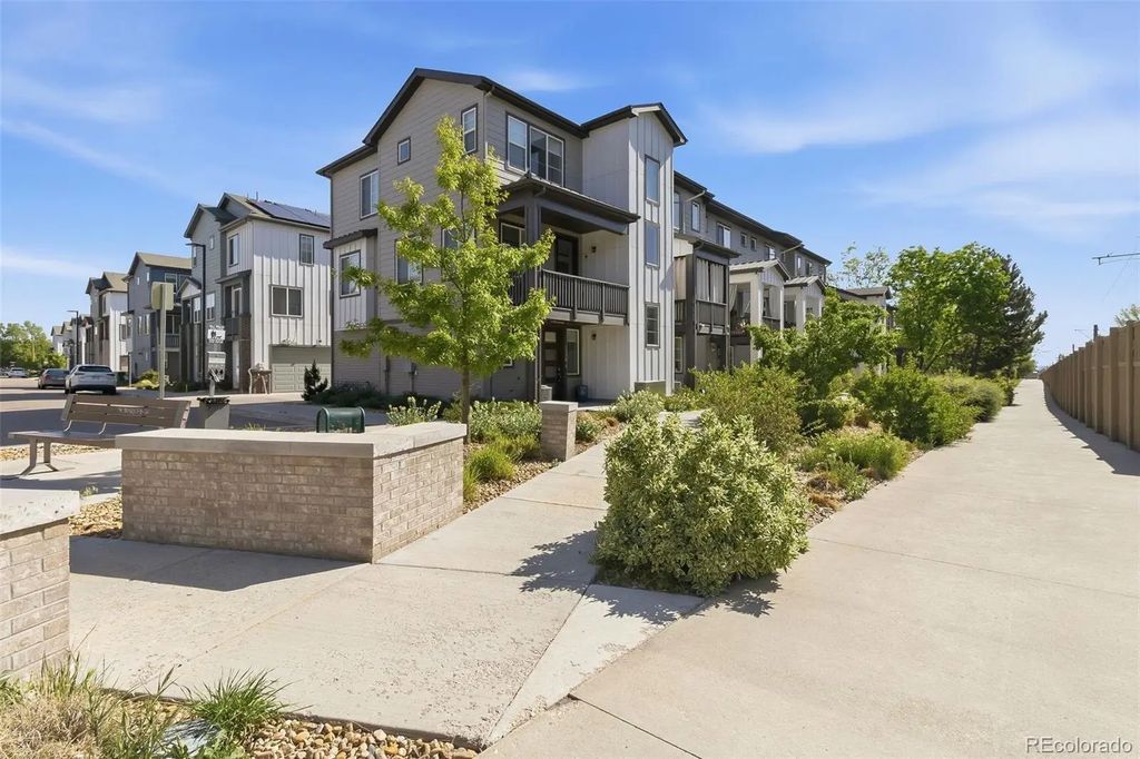 1310 Hoyt Street 3, Lakewood