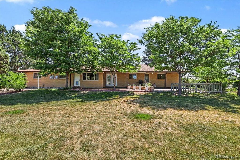 1601 N Dunkirk Street, Aurora