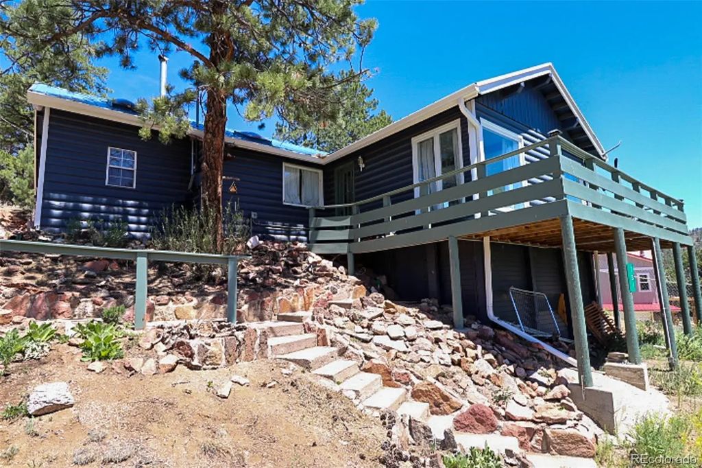 731 Midland Court, Lake George