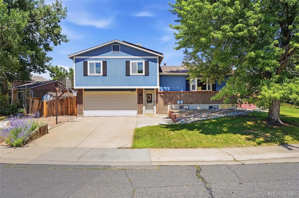6740 Devinney Street, Arvada