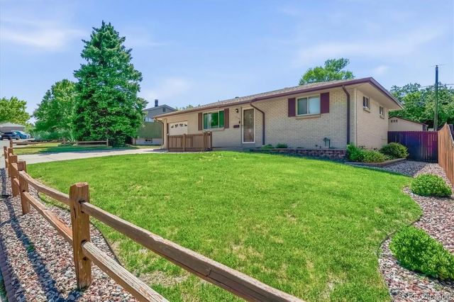 8239 Loretta Drive, Denver