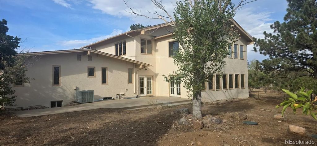 3800 Plateau Road, Longmont