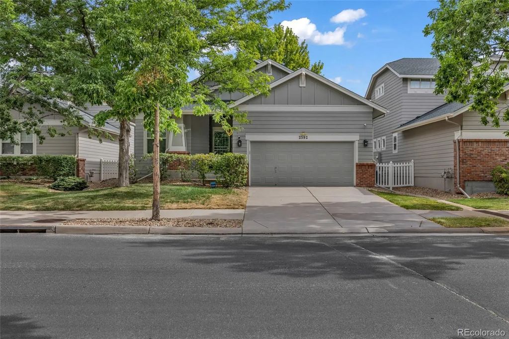2592 S Troy Court, Aurora