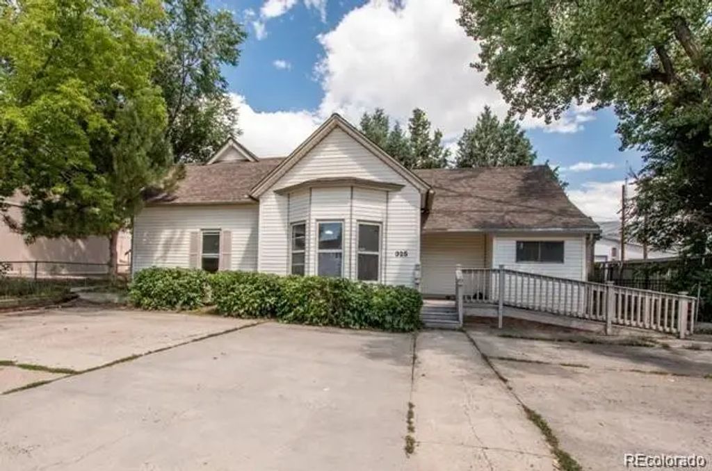 325 E Kiowa Avenue, Elizabeth