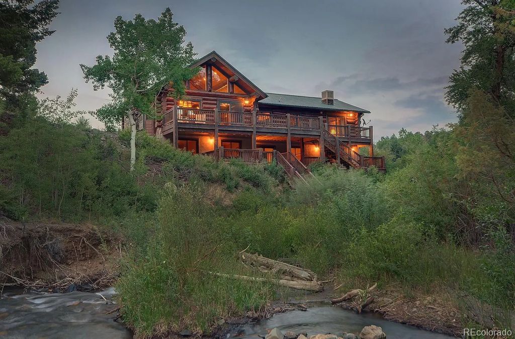 7005 County Road 221, Salida