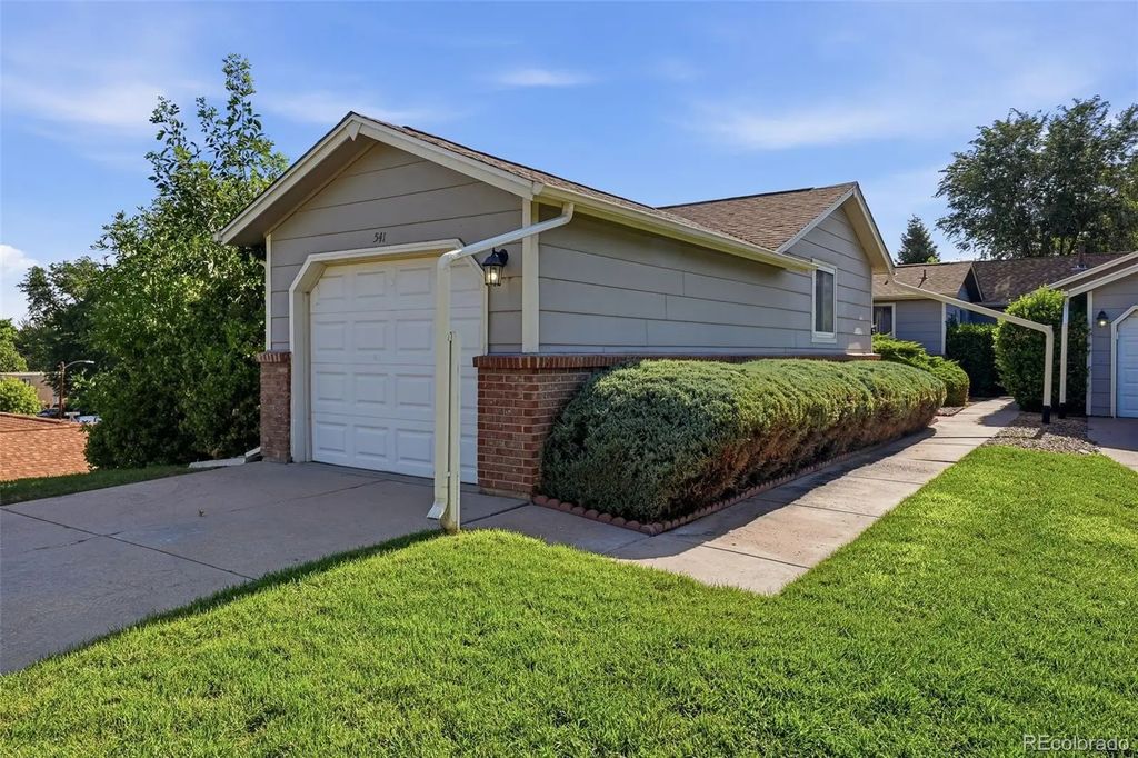 541 W Crestline Circle 10b1, Littleton