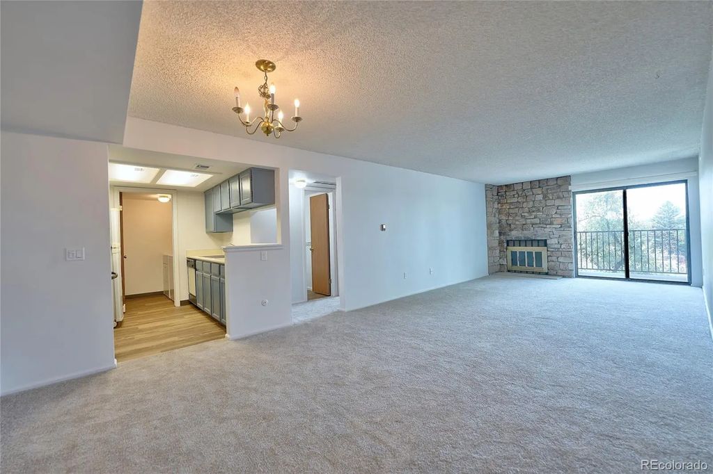 481 S Kalispell Way 103, Aurora