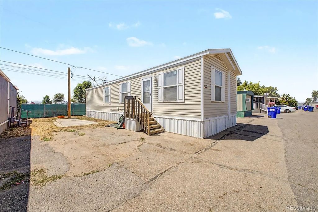 7701 Brighton Boulevard, Commerce City