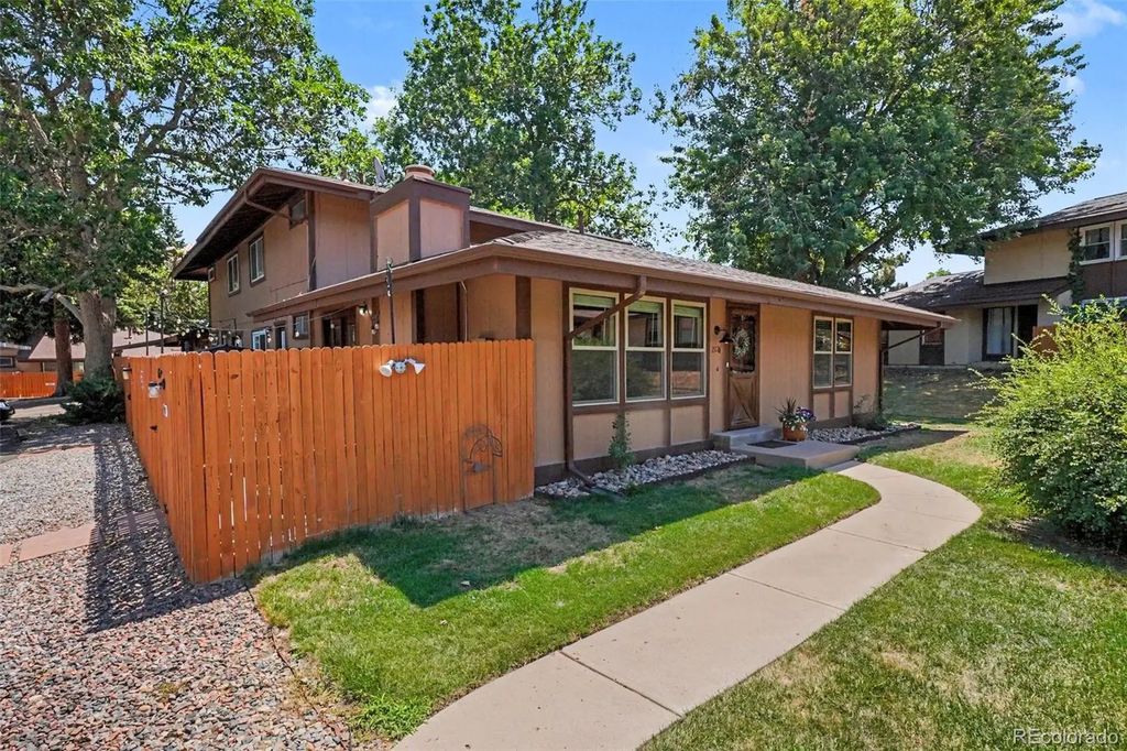 15176 E Jefferson Place, Aurora