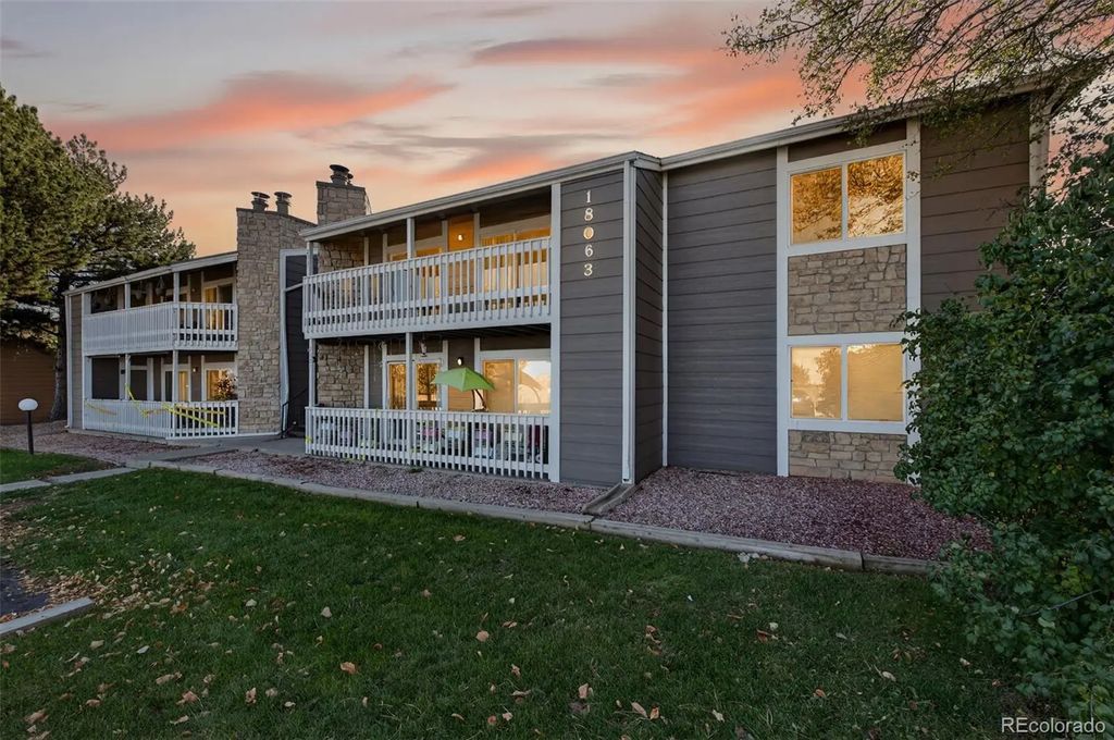 18063 E Ohio Avenue 201, Aurora