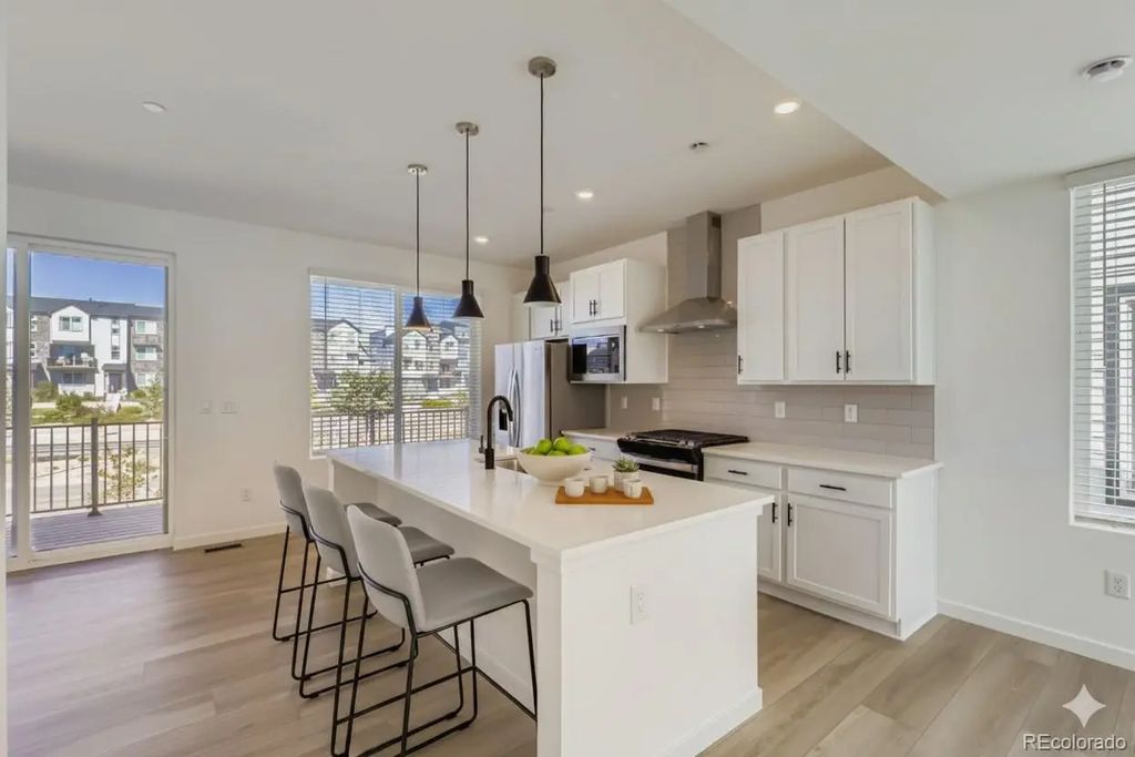 1751 Peak Loop, Broomfield