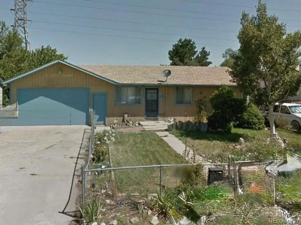 6570 Ash Court, Commerce City