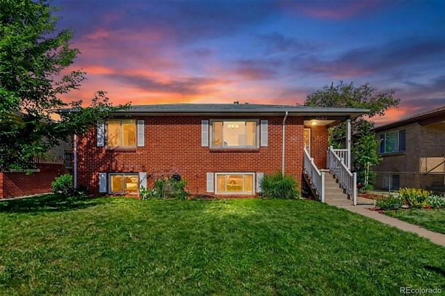 3652 Locust Street, Denver