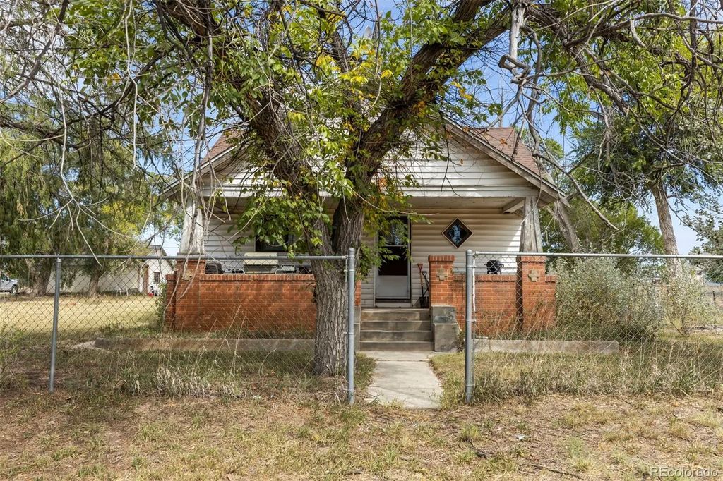 18430 Main Street, Peyton