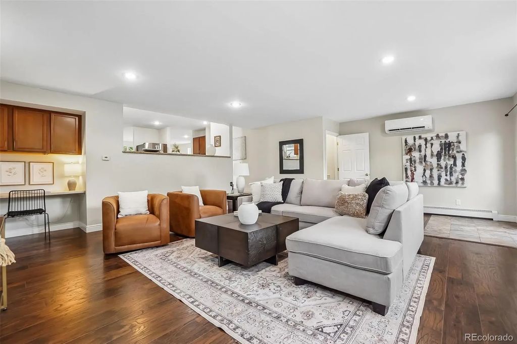 6915 W 35th Avenue, Wheat Ridge