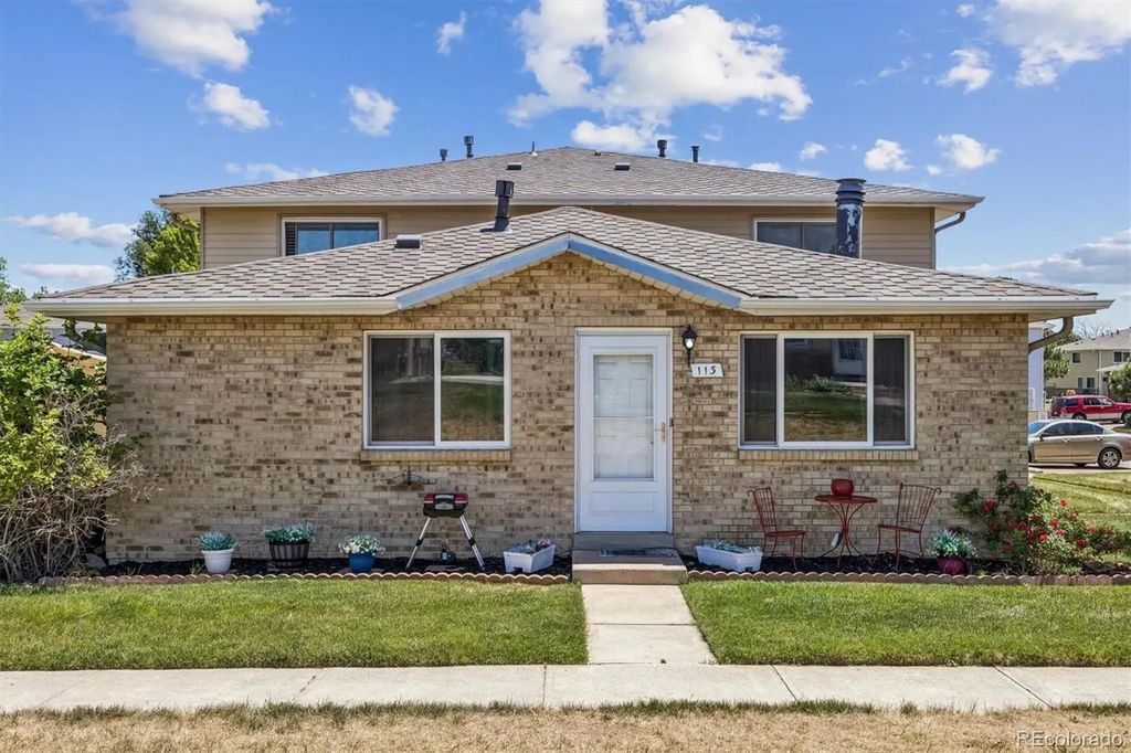 3351 S Field Street 113, Lakewood