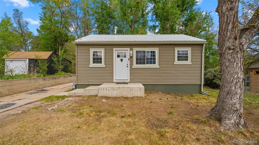 740 Depew Street, Lakewood
