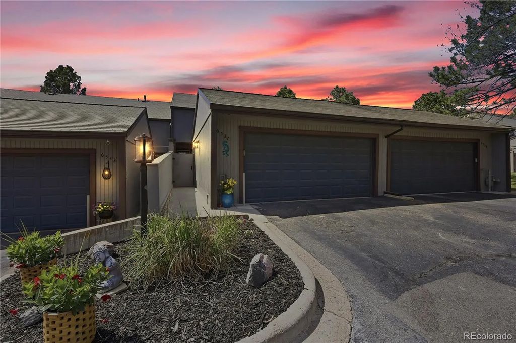 6537 Pinewood Drive 55, Parker