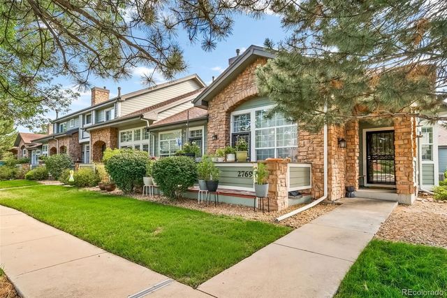 2769 W Greens Court, Littleton