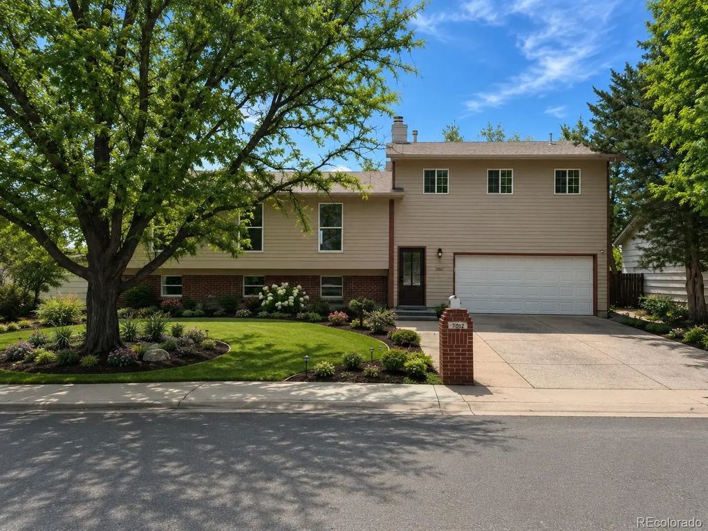 2012 S Ivory Street, Aurora