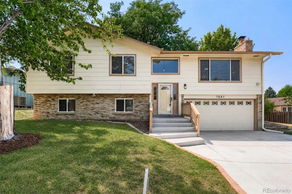 7041 S Quince Street, Englewood