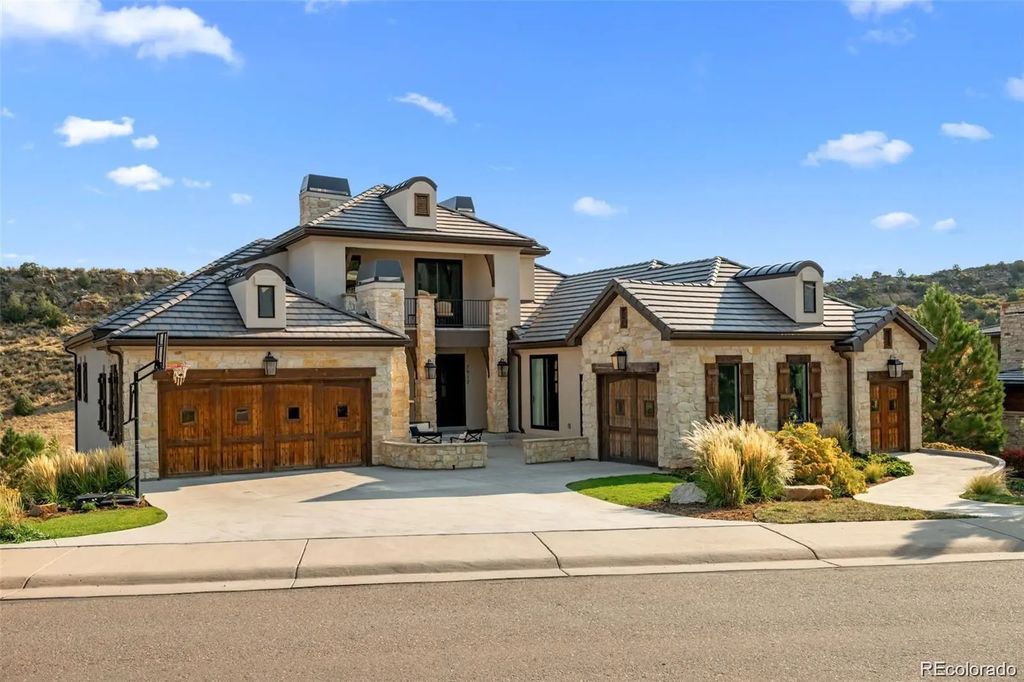 7912 Raphael Lane, Littleton