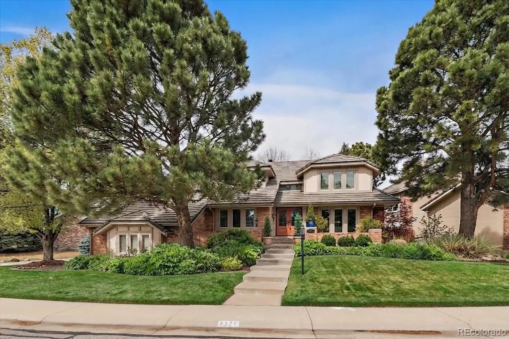 2171 S Parfet Drive, Lakewood