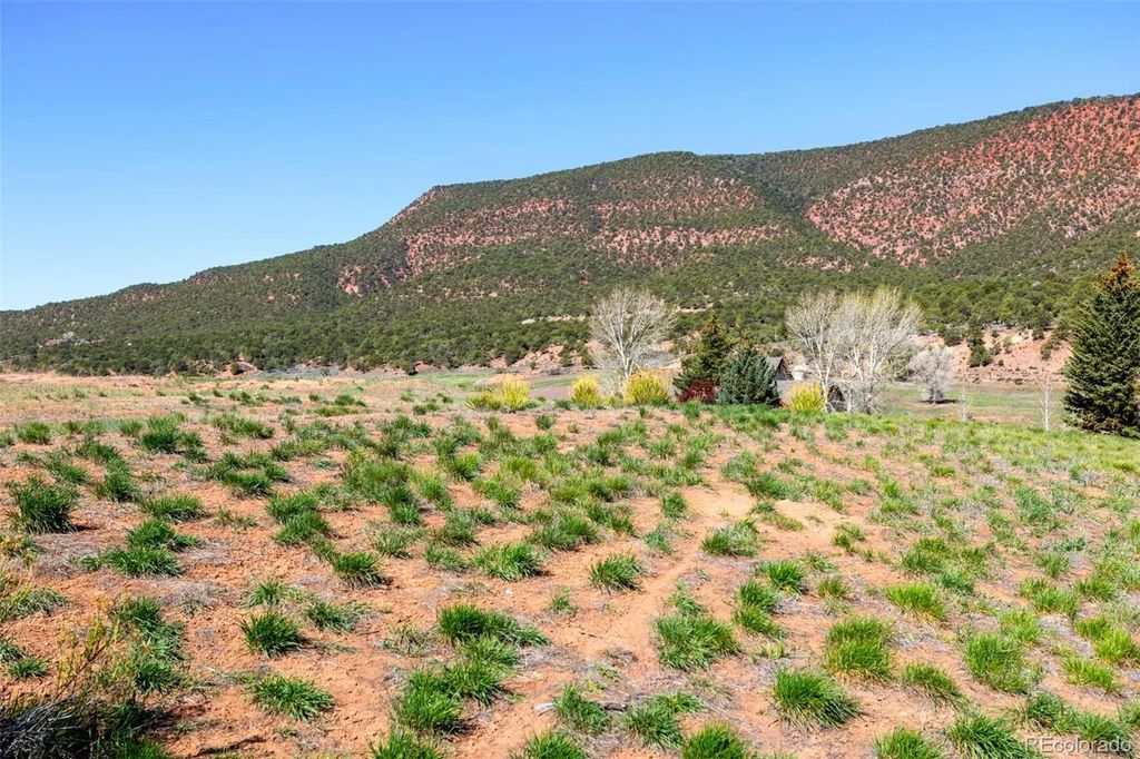 375 Red Fox Drive, Gypsum