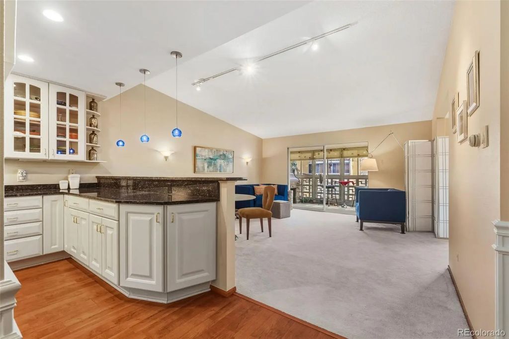 710 S Clinton Street 6b, Denver