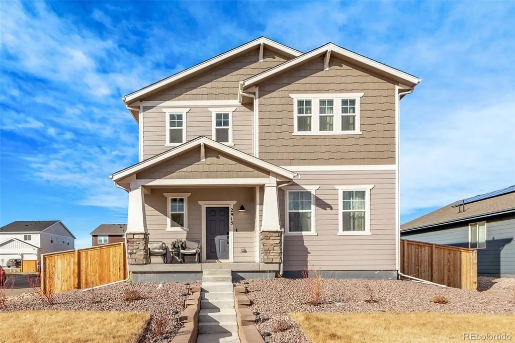 2915 Oxley Street, Strasburg