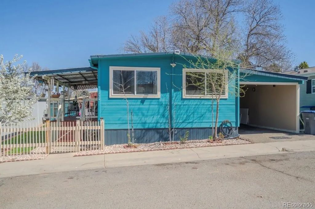 1400 S Collyer Street, Longmont