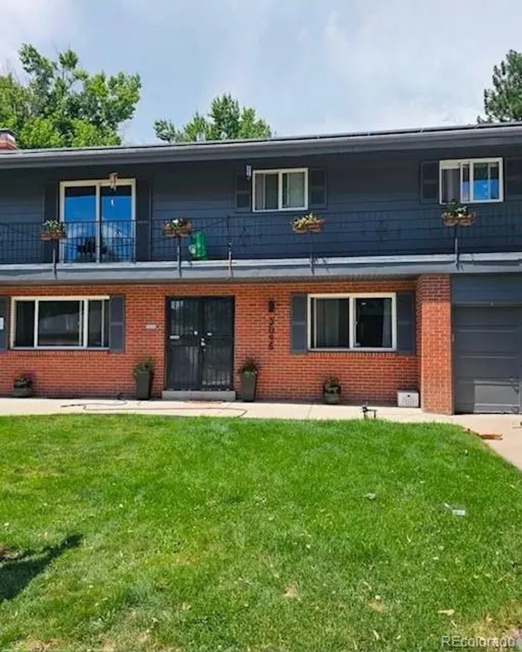 3095 S Vine Street, Denver