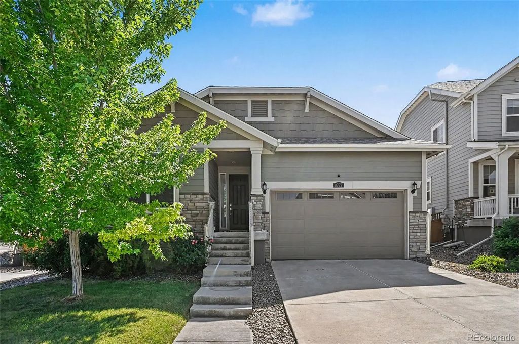 8777 Ginkgo Loop, Parker