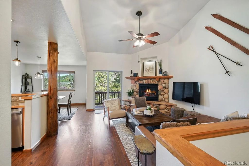 113 Lookout Ridge Drive, Dillon