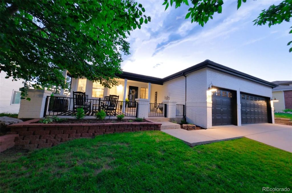 2109 Fox Fire Street, Littleton