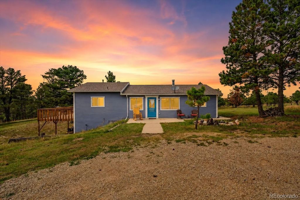 24389 Emerald Trail, Deer Trail