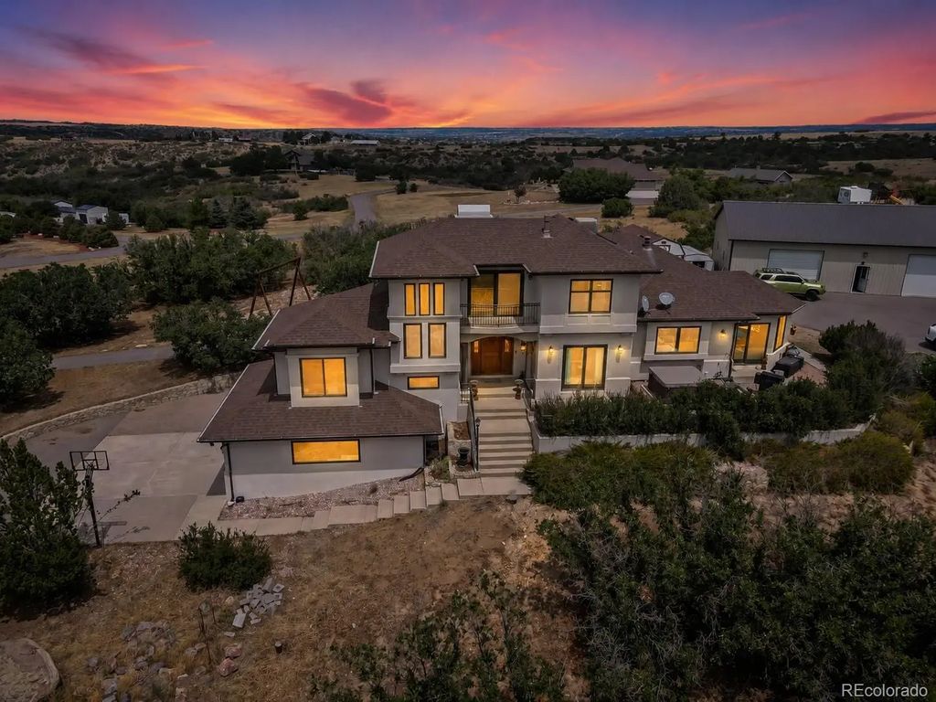 4351 Stone Post Drive, Castle Rock