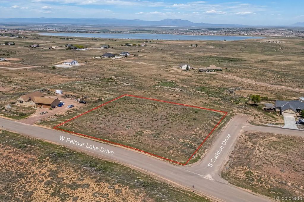 65 W Palmer Lake Drive, Pueblo
