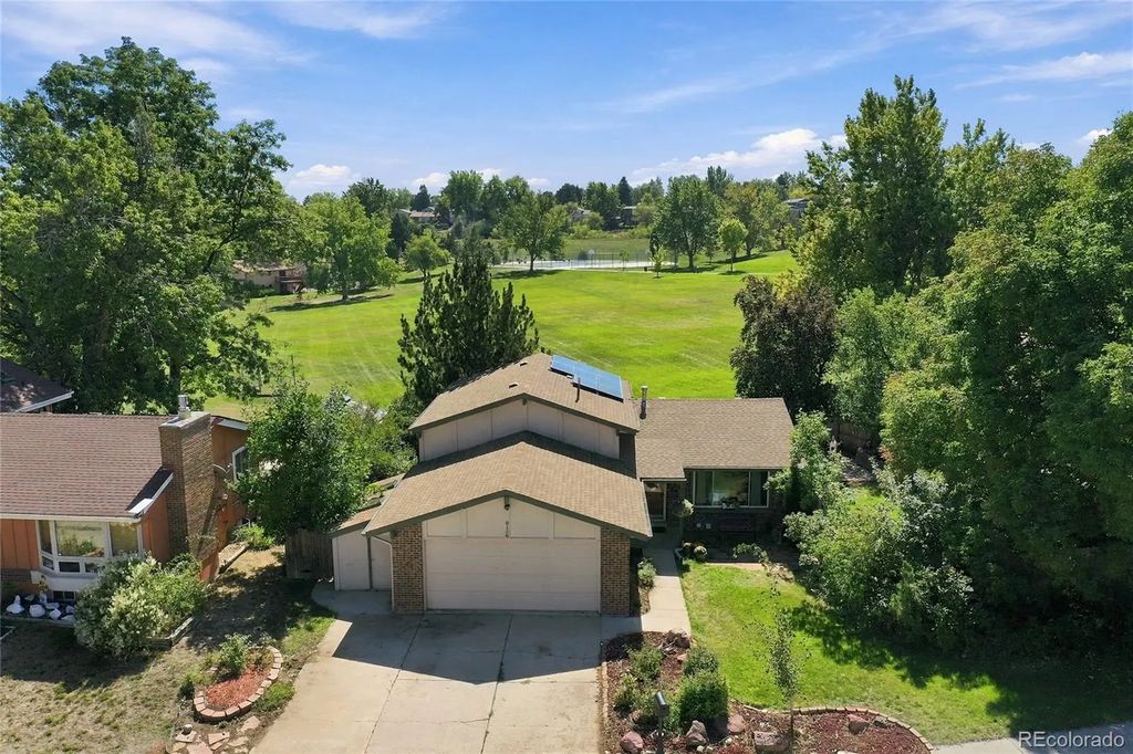 9138 W 77th Place, Arvada