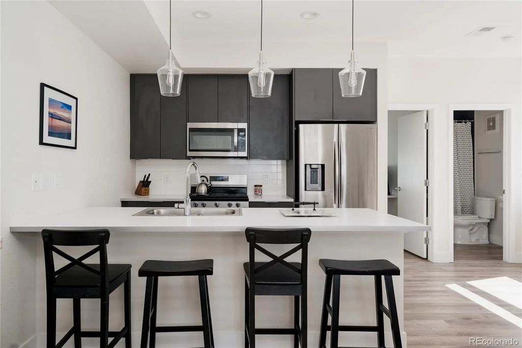 1172 S Reed Way, Lakewood