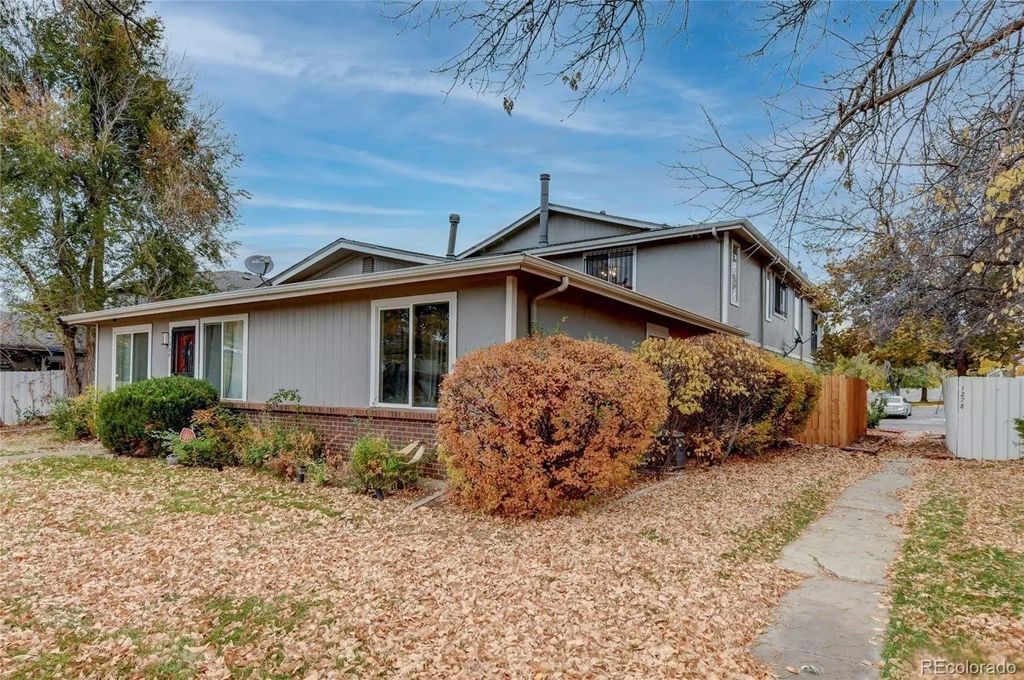 1284 Sable Boulevard, Aurora