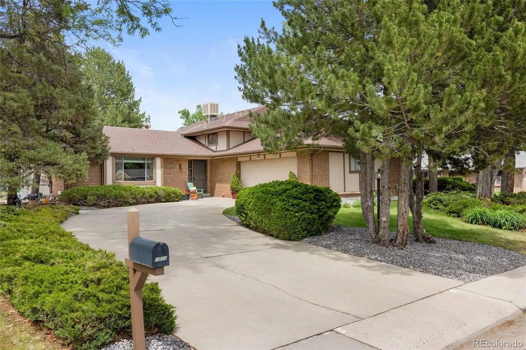 1055 E 16th Avenue, Broomfield