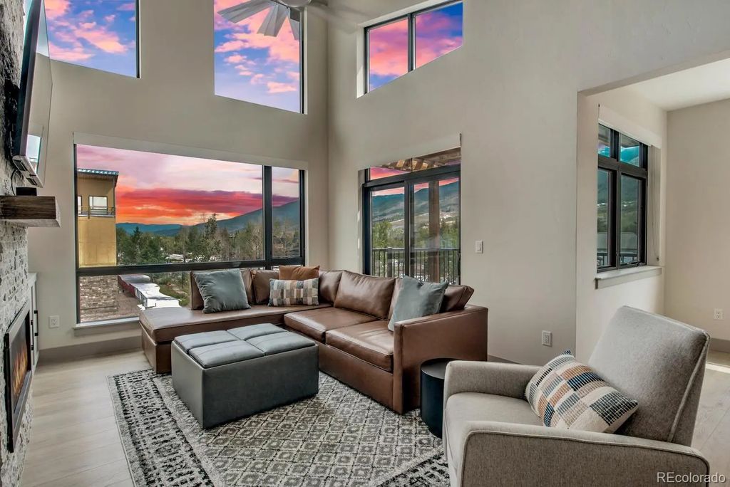 37 W 4th Street 301e, Silverthorne