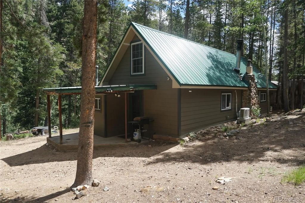 7823 County Road 43, Bailey