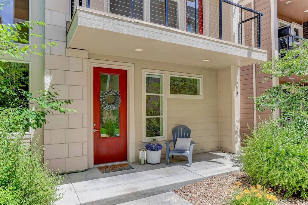 530 E Hinsdale Avenue, Littleton