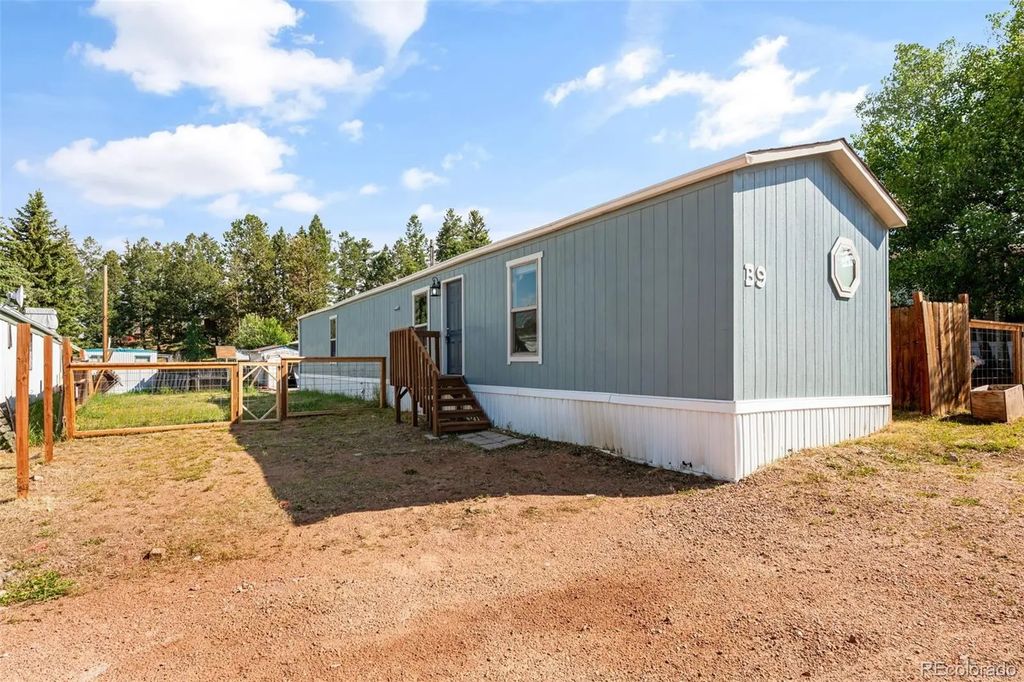 300 S Park Street, Woodland Park