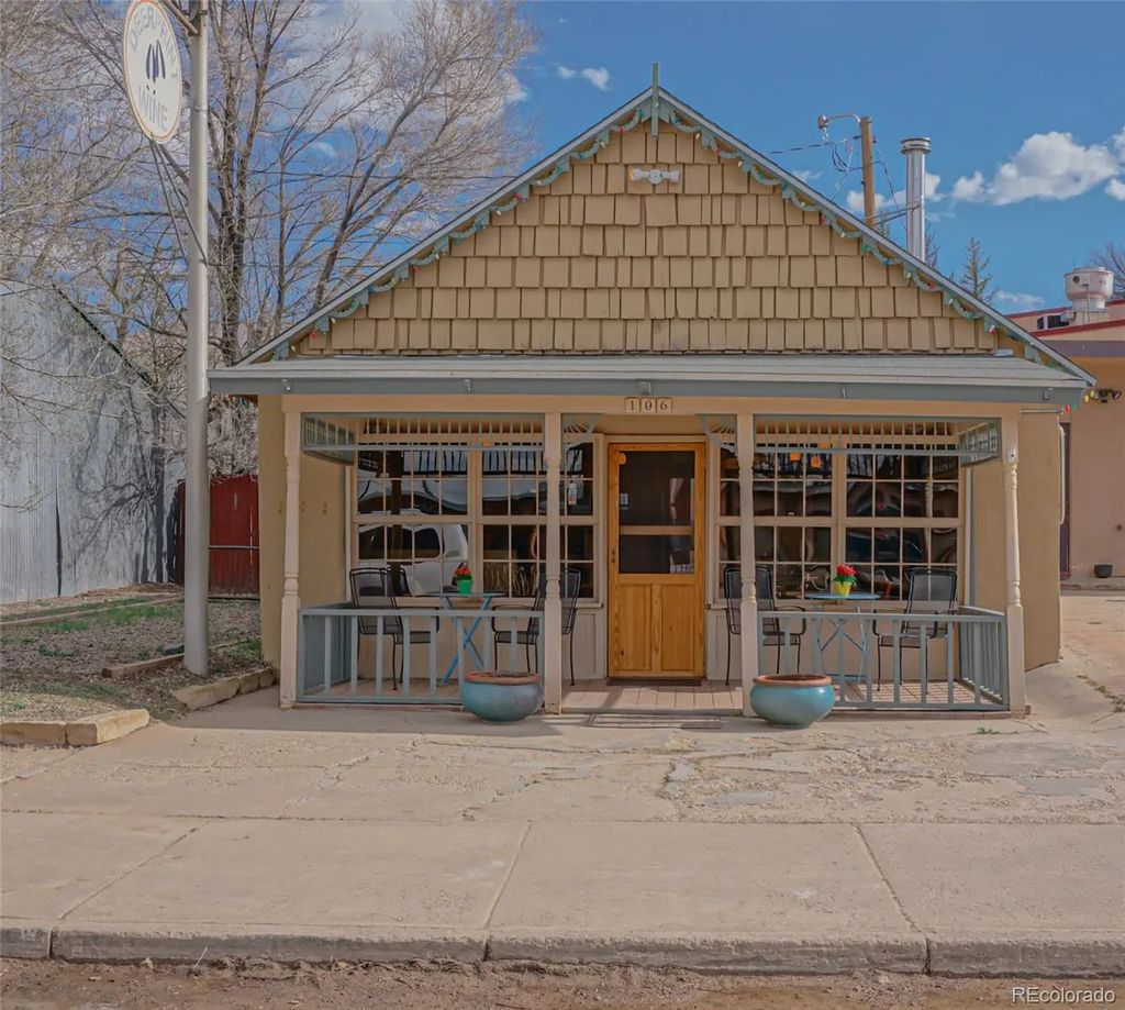 106 E Francisco Street, La Veta