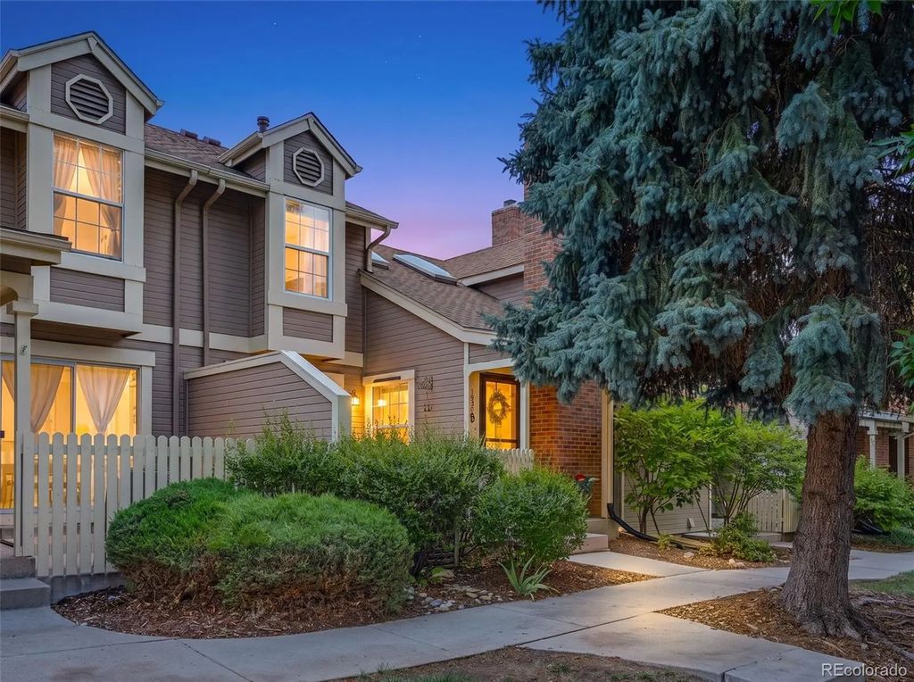 1930 S Helena Street D, Aurora