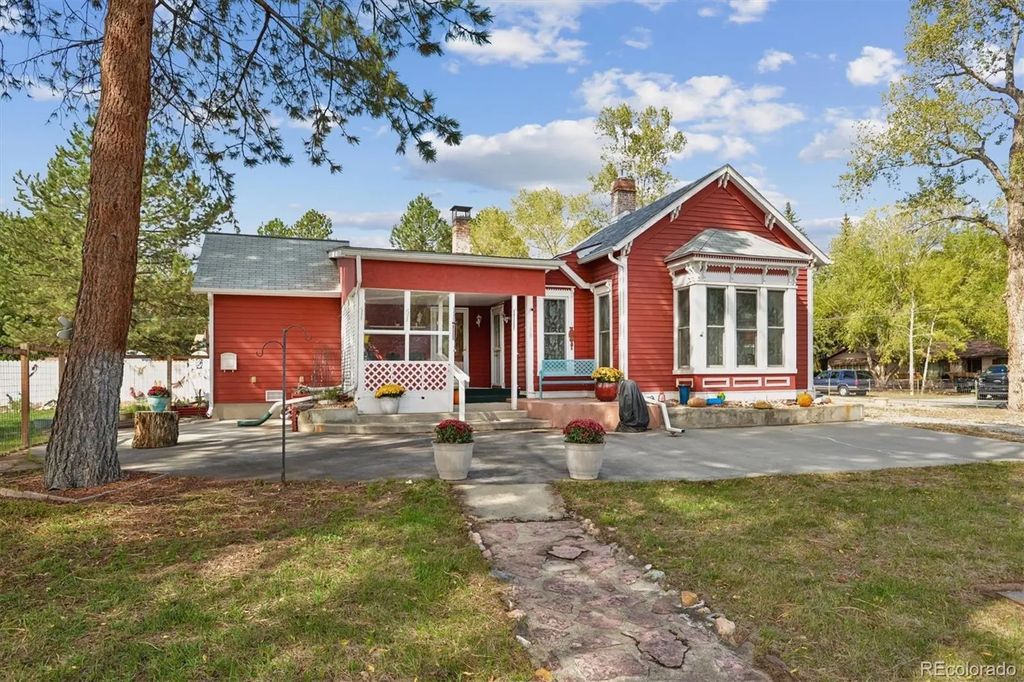 138 N Pleasant Avenue, Buena Vista